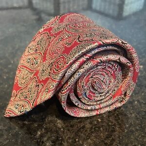 WINDRIDGE Men's Neck Tie Red & Brown Paisley 57"L x 3.5"W